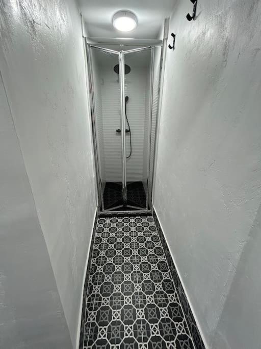 Apartamento Recien Reformado Con 5 Habitaciones Y 3 Banos Madrid Exteriör bild