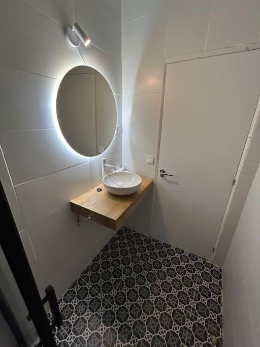 Apartamento Recien Reformado Con 5 Habitaciones Y 3 Banos Madrid Exteriör bild